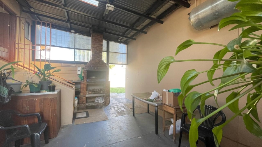 3 Bedroom Property for Sale in Berea Eastern Cape